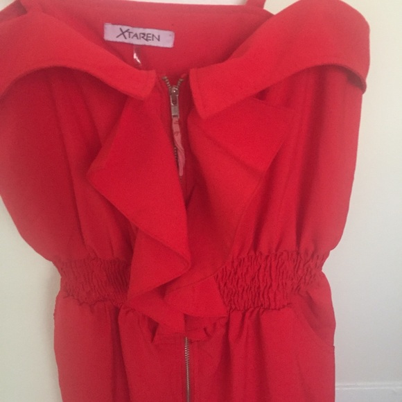 Red dress - Picture 4 of 5